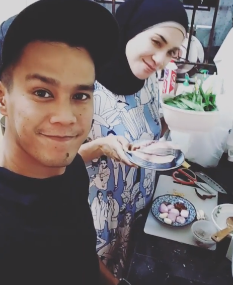 Video yang dikongsi Ude.